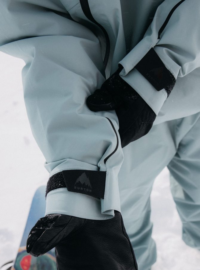 Burton Futuretrust 3L Anorak Jacket - Image 8