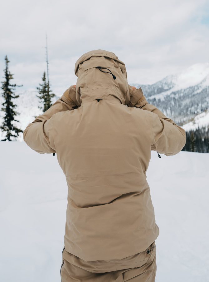 Women's Burton [ak] Upshift GORE-TEX 2L Jacket - Image 2