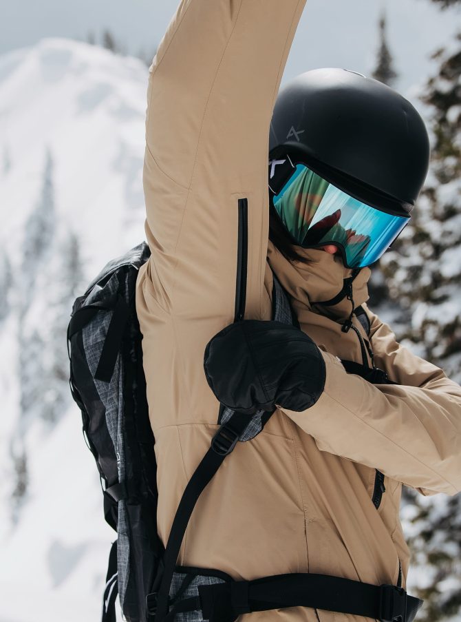 Women's Burton [ak] Upshift GORE-TEX 2L Jacket - Image 4
