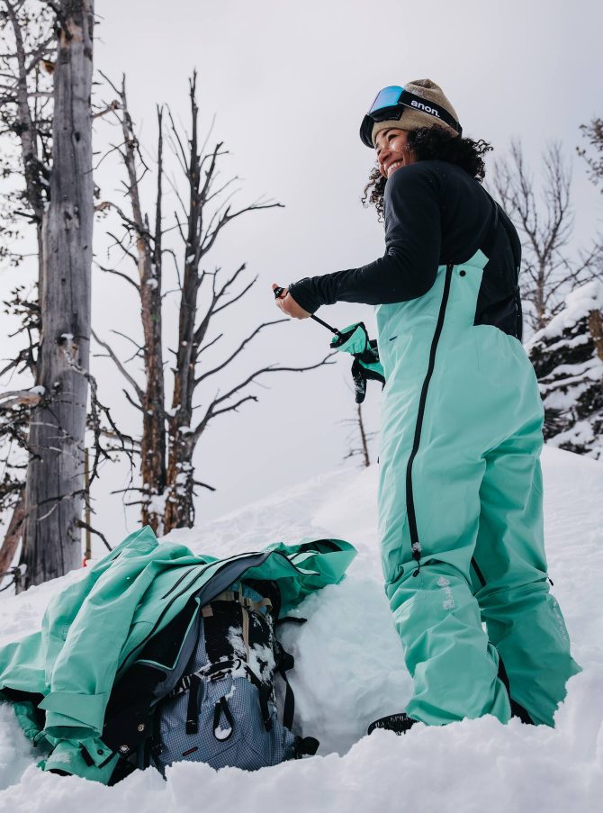 Women's Burton [ak] Acamar GORE-TEX PRO 3L Bib Pants - Image 2