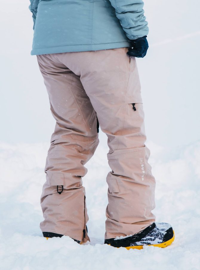 Women's Burton [ak] Summit GORE-TEX 2L Pants (Short) - Image 2