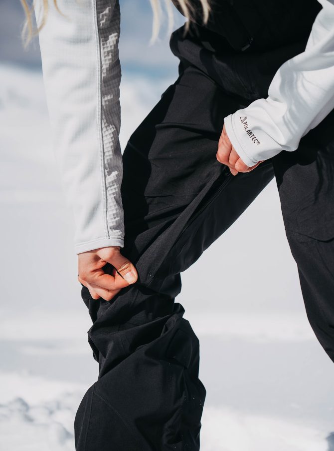 Women's Burton [ak] Kimmy GORE‑TEX 3L Stretch Bib Pants - Image 6