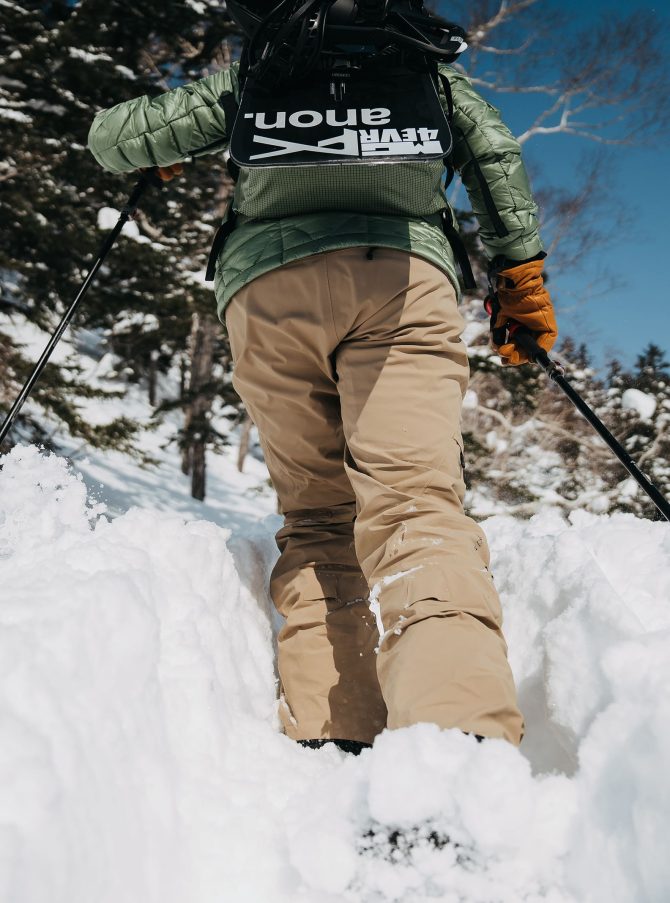 Women's Burton [ak] Summit GORE‑TEX 2L Insulated Pants - Image 2