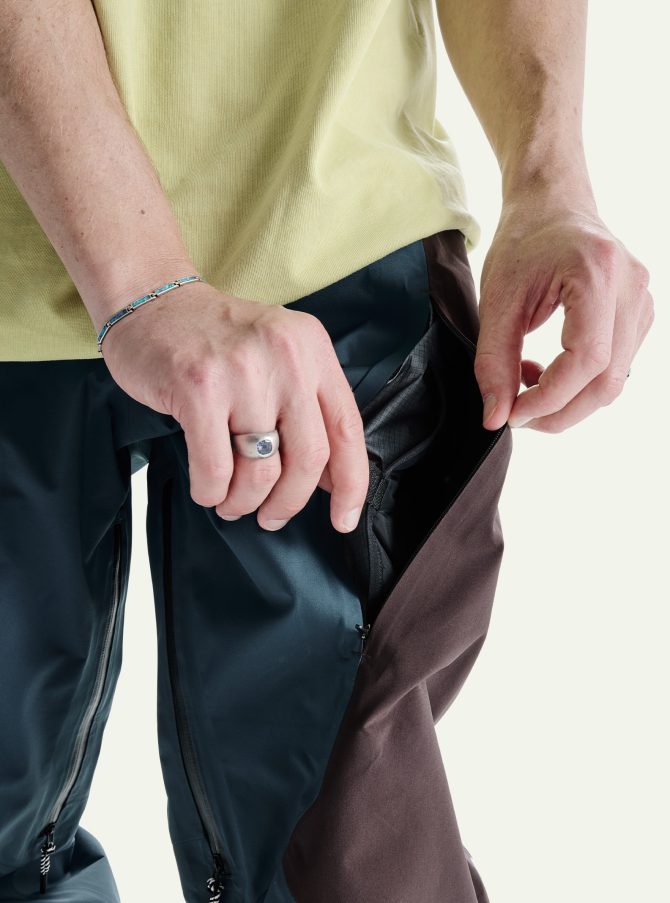 Burton AG Hardpack GORE-TEX 3L Pants - Image 4
