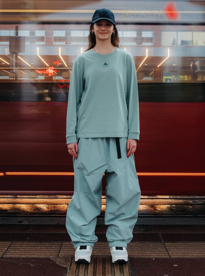 Burton Futuretrust Long Sleeve T-Shirt - Image 2