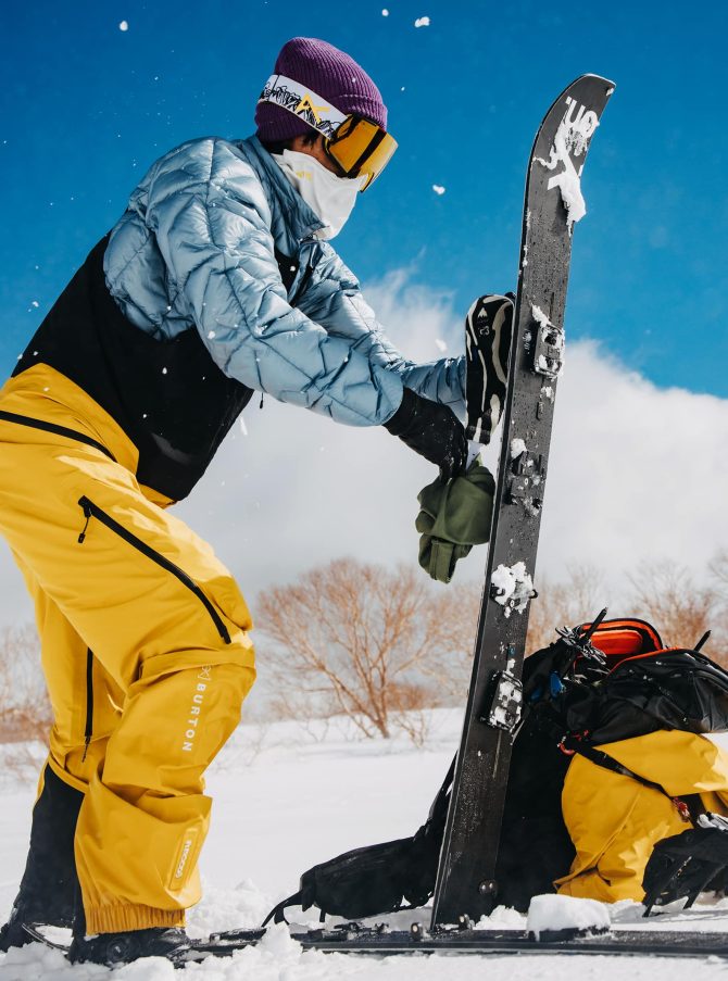 Men's Burton [ak] Kalausi GORE-TEX C-KNIT 3L Bib Pants - Image 3